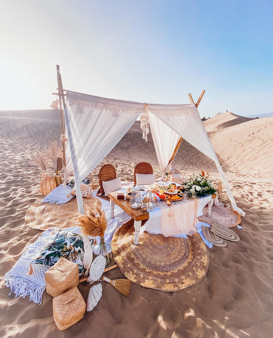 Anniversaries & honeymoons